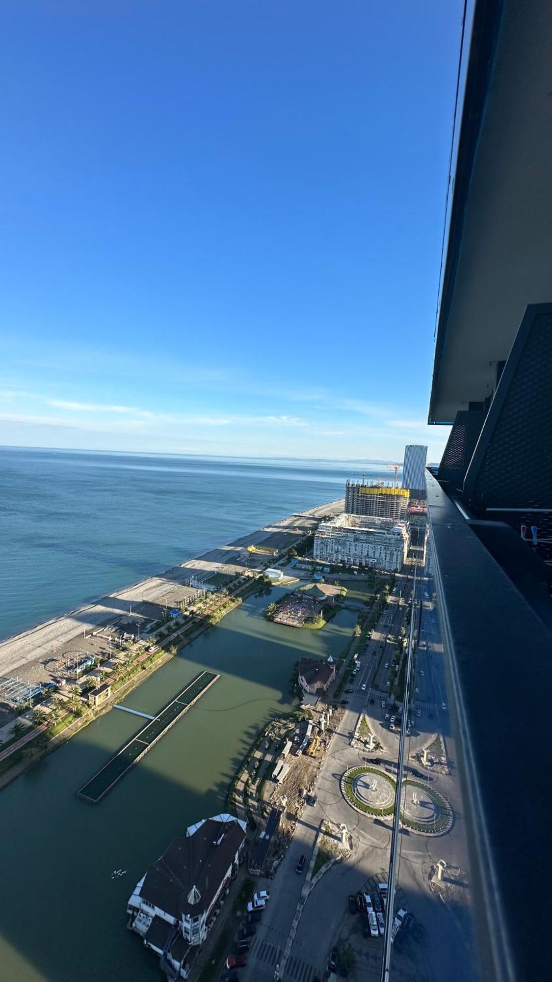 Orbi City - Sgc Batumi Exteriör bild